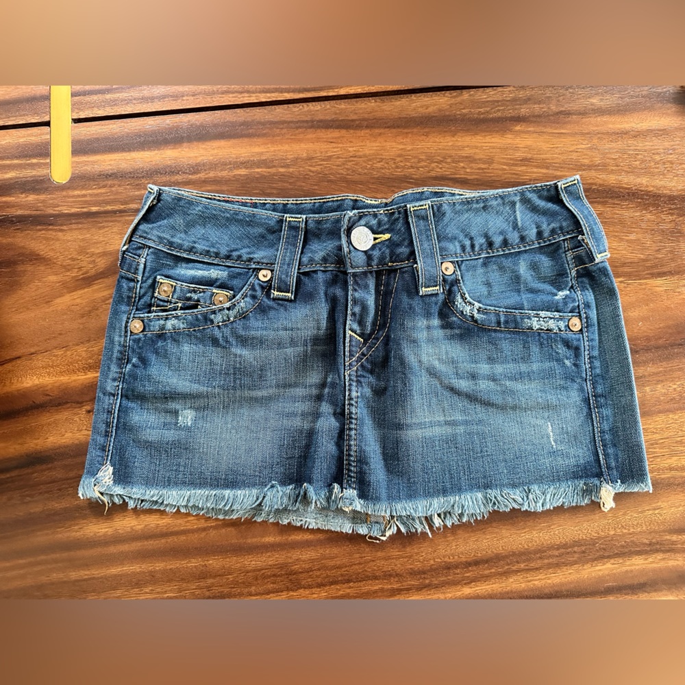 True religion cutoff skirt, size 26